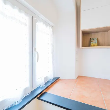 096 - Casa Al Borgo Cavi Di Lavagna, 150 Metri Dal Mare Lavagna